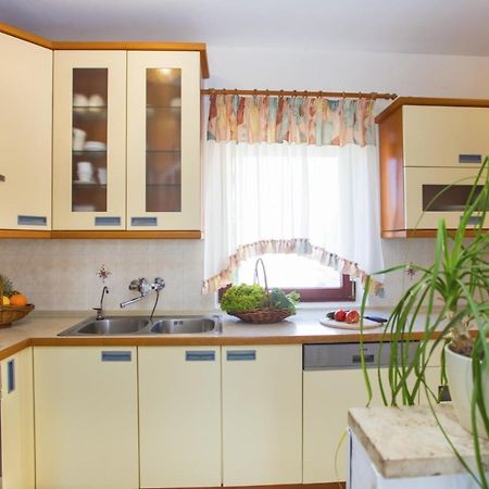 Holiday Home Elvis, Village Kujici Hreljici Ngoại thất bức ảnh