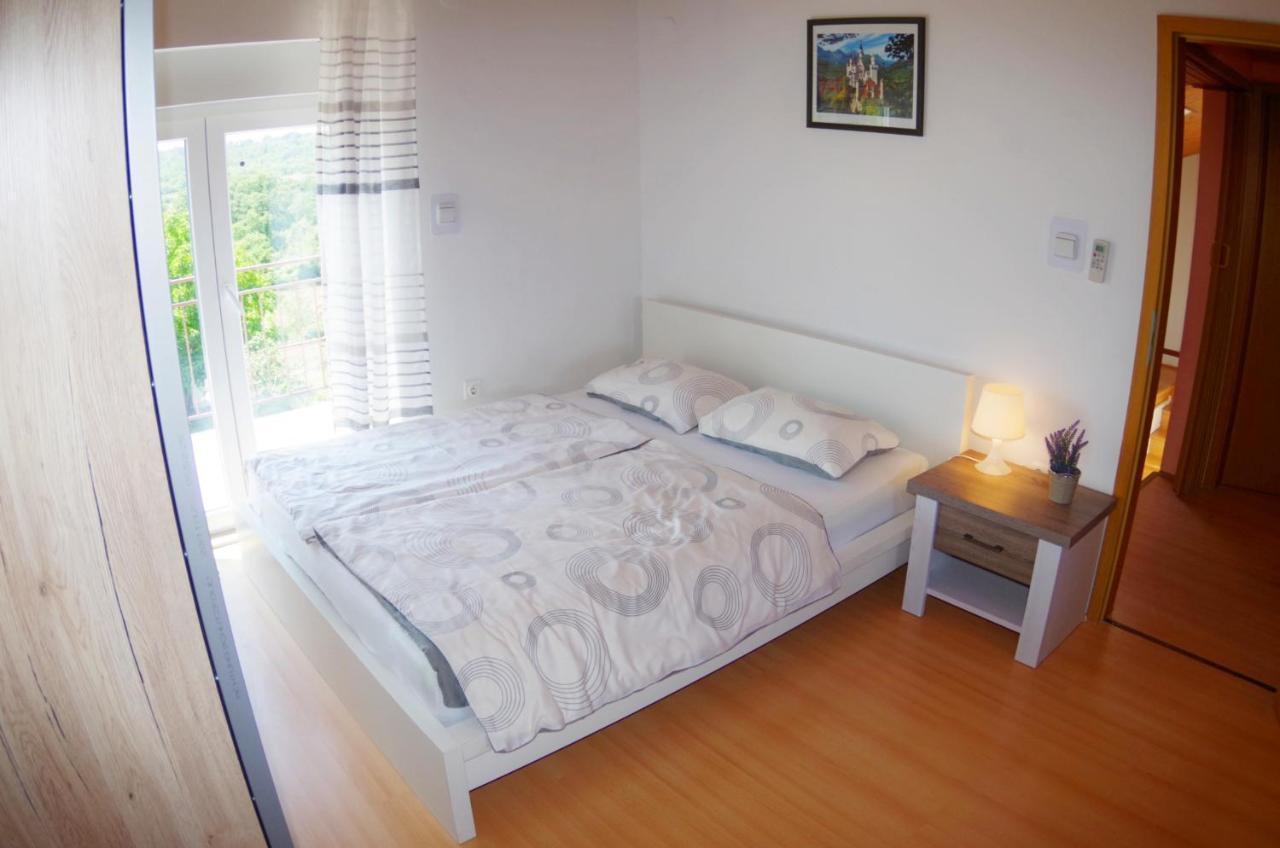 Holiday Home Elvis, Village Kujici Hreljici Ngoại thất bức ảnh